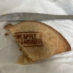 La Empanaderia - Apple and Cinnamon Empanada