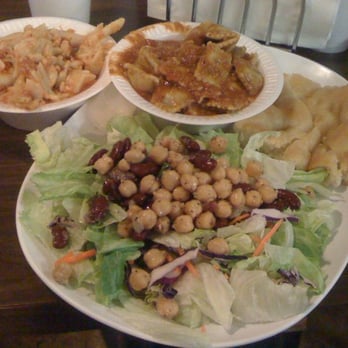 De Vinci's Delicatessen & Catering - COMBO #2--2 pastas (ravioli & mac n' cheese), salad, foccacia bread, & a drink - Italian Near Me - Stockton, California De Vinci's Delicatessen & Catering - COMBO #2--2 pastas (ravioli & mac n' cheese), salad, foccacia bread, & a drink - Italian Near Me - Stockton, California
