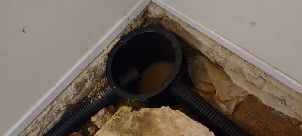 Slide of M & T Contracting