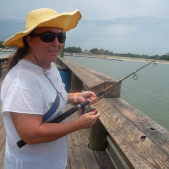 Sylvan Beach - Waiting for some fishing action - Beaches Near Me - La Porte, Texas Sylvan Beach - Waiting for some fishing action - Beaches Near Me - La Porte, Texas