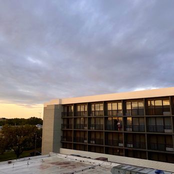 Sheraton Orlando North Hotel - Beautiful sunrise seen from my balcony:) - Hotels Near Me - Maitland, Florida Sheraton Orlando North Hotel - Beautiful sunrise seen from my balcony:) - Hotels Near Me - Maitland, Florida