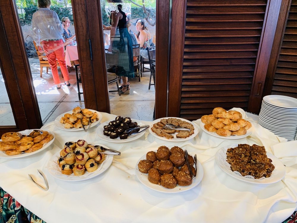 OUTRIGGER CANOE CLUB 341 Photos & 111 Reviews Social Clubs 2909