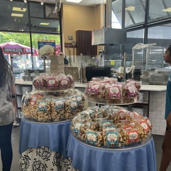 Kilwins Ice Cream - Chocolate - Fudge - Chocolatiers & Shops Near Me - Alpharetta, Georgia