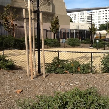 Rincon Hill Dog Park - Small dog side view from big dog area - Dog Parks Near Me - San Francisco, California