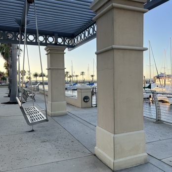 Downtown Sanford - Grab a swing or walk down the marina to relax and unwind or catch the sunrise - Local Flavor Near Me - Sanford, Florida Downtown Sanford - Grab a swing or walk down the marina to relax and unwind or catch the sunrise - Local Flavor Near Me - Sanford, Florida