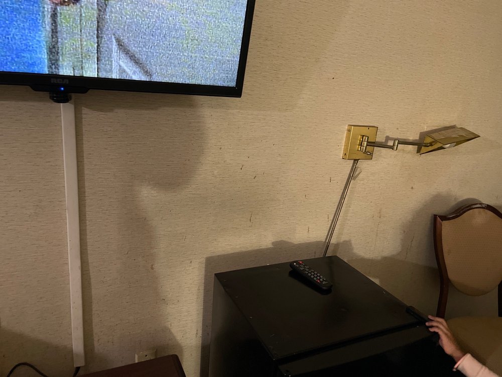 RED CARPET INN & SUITES Updated October 2024 49 Photos & 21 Reviews