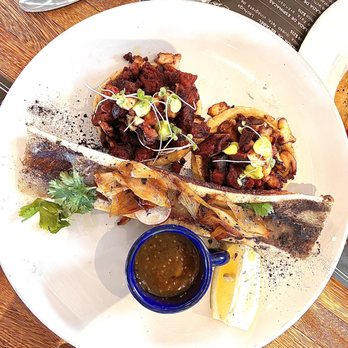 Ruta tr3s - Bone marrow & sopes de chorizo y pulpo/octopus - Restaurants Near Me - Mexicali, BCN Ruta tr3s - Bone marrow & sopes de chorizo y pulpo/octopus - Restaurants Near Me - Mexicali, BCN