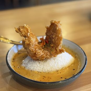 Manaao - Chu Chee Curry with Fried Catfish Filet - "Chu Chee Pla-duk Tod Grob" - Thai Near Me - Tustin, California Manaao - Chu Chee Curry with Fried Catfish Filet - "Chu Chee Pla-duk Tod Grob" - Thai Near Me - Tustin, California