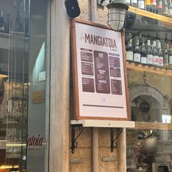 La Mangiatoia - The menu