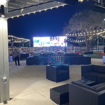 McIntyre's - Webster - Outdoor space - Sports Bars Near Me - Webster, Texas