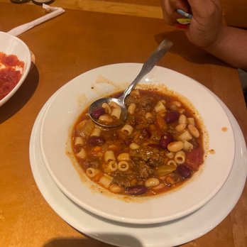 Olive Garden Italian Restaurant - Pasta e Fagioli - Italian Near Me - Brunswick, Georgia Olive Garden Italian Restaurant - Pasta e Fagioli - Italian Near Me - Brunswick, Georgia
