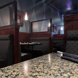 The Melting Pot - Towson - Almost empty dining area