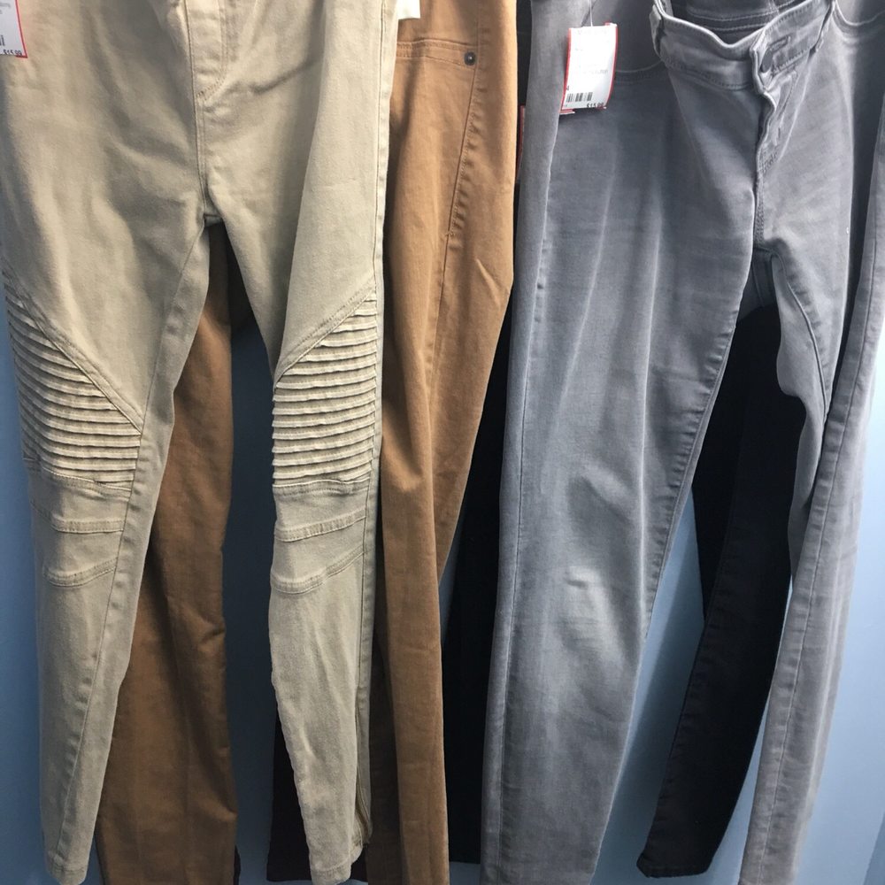 9 Month Bump - Used, Vintage & Consignment Near Me - Wyandotte, Michigan 9 Month Bump - Used, Vintage & Consignment Near Me - Wyandotte, Michigan