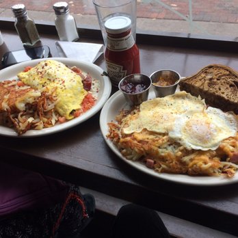 The Nucleus Cafe - Yeti & Black pepper omelette - Breakfast & Brunch Near Me - Eau Claire, Wisconsin
