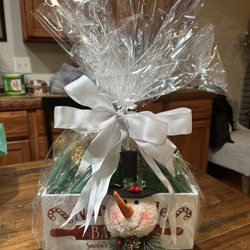 Giant Eagle Market District - The finished cookie basket
