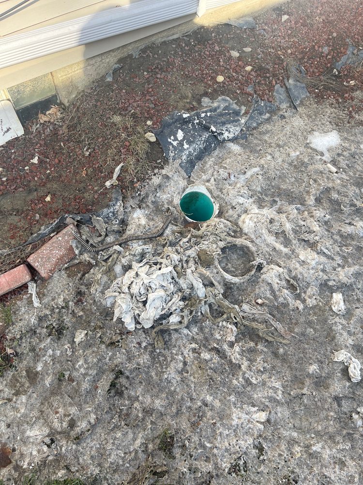 Slide of Roto-Rooter Plumbing & Water Cleanup