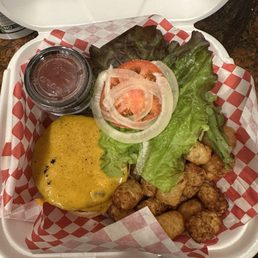 Veggie Burger w Tater Tots Veggie Burger w Tater Tots