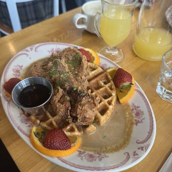 Plain Jane - Chicken & Belgian Waffles w/ Butterscotch sauce - Breakfast & Brunch Near Me - San Francisco, California