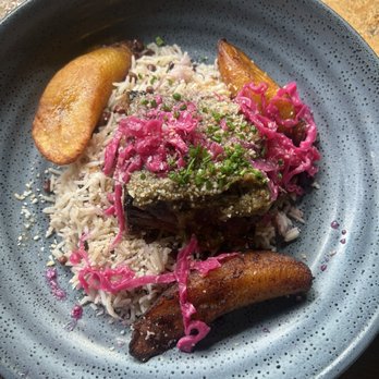 Two Urban Licks - Jerk Short Ribs - Bars Near Me - Atlanta, Georgia