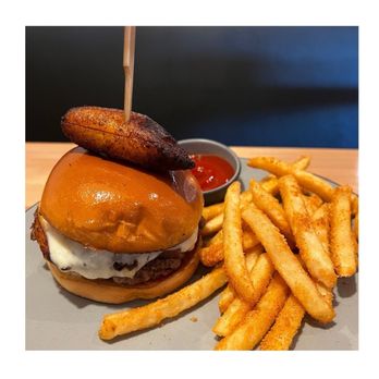 Crocante Restaurant - Burger - Puerto Rican Near Me - Orlando, Florida Crocante Restaurant - Burger - Puerto Rican Near Me - Orlando, Florida