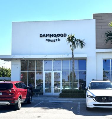 Damn Good Sweets by null