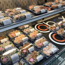 Sushi in the display (Thursday 7PM) Sushi in the display (Thursday 7PM)
