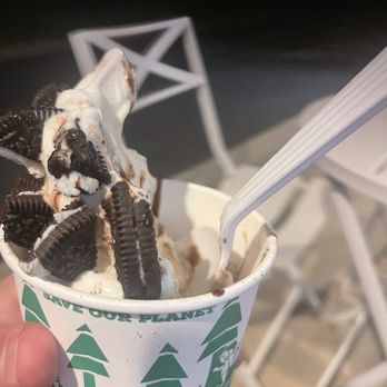 Twisted Rolls Chimney Cake - Ice Cream & Frozen Yogurt Near Me - Ballwin, Missouri