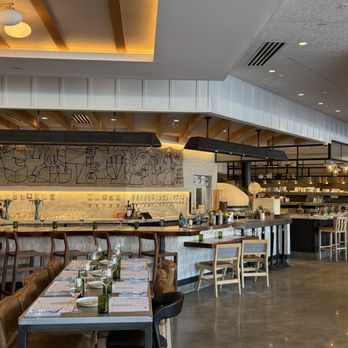 Sixty Vines - Wine Bars Near Me - Washington, DC, District of Columbia