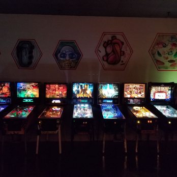 Lynn’s Arcade - Machines Galore - Arcades Near Me - Seaside, California
