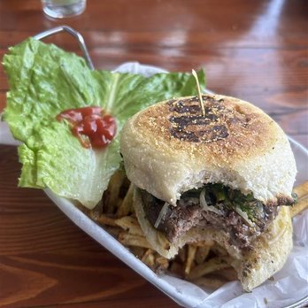 Diablo Burger - Aphrodite Seasonal Burger - Burgers Near Me - Flagstaff, Arizona