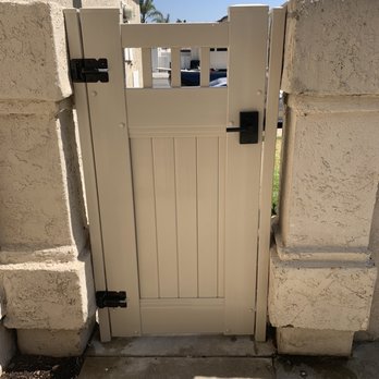 Your Style Fencing - Exterior front gate - Fences & Gates Near Me Your Style Fencing - Exterior front gate - Fences & Gates Near Me