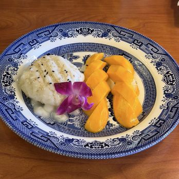 Jao Sua - Mango sticky rice - Sushi Bars Near Me - Mesa, Arizona