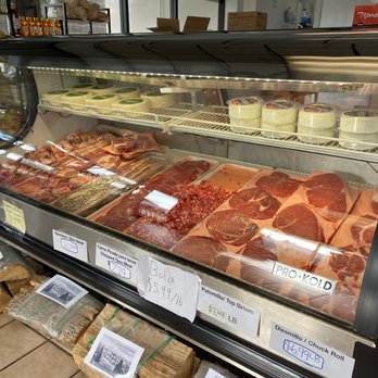 Carnicería Hernández - Meat counter - Mexican Near Me - Roseville, California