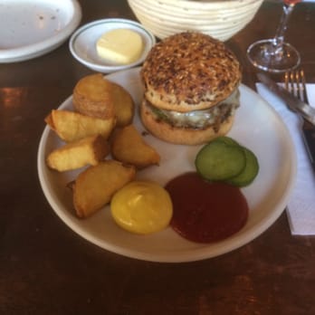 Elliot's - Cafes Near Me - London, XGL Elliot's - Cafes Near Me - London, XGL