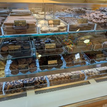Munson's Chocolates - Candy Stores Near Me - Mystic, Connecticut
