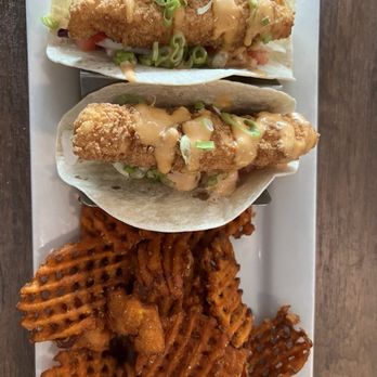 Walter's Basin - Fish tacos with sweet potato fries! - American Near Me - Holderness, New Hampshire