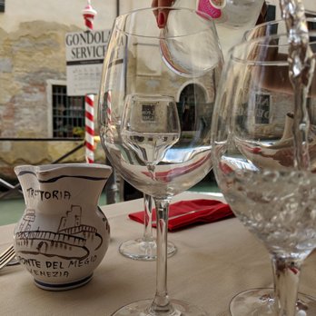 Al Ponte del Megio - 1/4 L of wine - Venetian Near Me - Venezia, VE Al Ponte del Megio - 1/4 L of wine - Venetian Near Me - Venezia, VE