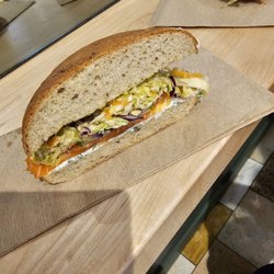 Local Montréal Food Tours - Mile end tour- gravlax