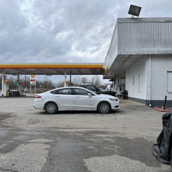 Longtown Travel Center & Cafe - Side view of building