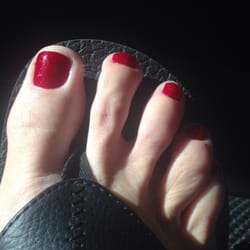 Nails & Beyond - My pretty pedicure