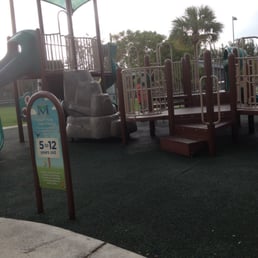 Fun park with shady canopy! Fun park with shady canopy!
