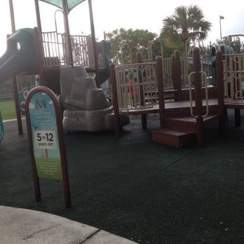 Robert King High Park - Fun park with shady canopy! - Parks Near Me - Miami, Florida Robert King High Park - Fun park with shady canopy! - Parks Near Me - Miami, Florida