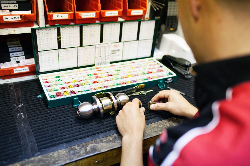 THE FLYING LOCKSMITHS HOUSTON SOUTH Updated September 2024 25