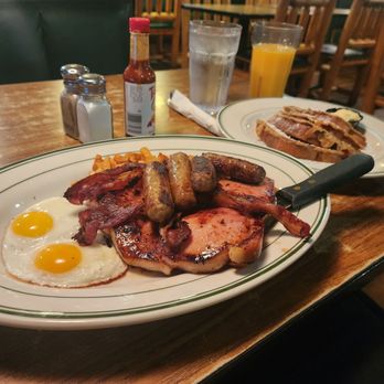 Lumberjacks Restaurant - American Near Me - Sacramento, California Lumberjacks Restaurant - American Near Me - Sacramento, California