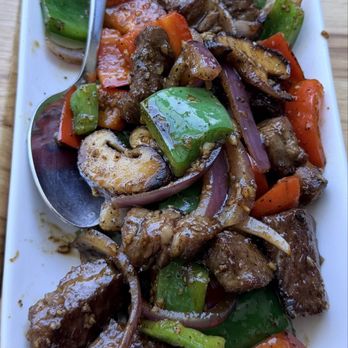 dan modern chinese - black pepper beef: goes well with a rice dish. - Chinese Near Me - Manhattan Beach, California dan modern chinese - black pepper beef: goes well with a rice dish. - Chinese Near Me - Manhattan Beach, California