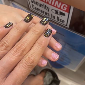 Peridot Nails & Spa - Mom and daughter Manicures - Nail Salons Near Me - Monrovia, California Peridot Nails & Spa - Mom and daughter Manicures - Nail Salons Near Me - Monrovia, California