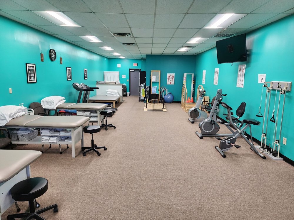 PENINSULA PHYSICAL THERAPY Updated September 2024 720 E College Ave