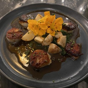 Alder & Ash - Seared Sea Scallops "Diana"* - Cocktail Bars Near Me - Seattle, Washington