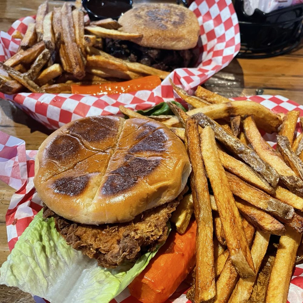 Big Al's Down The Hatch - Brisket sandwich and fried chicken sandwich - Sports Bars Near Me - Waxahachie, Texas Big Al's Down The Hatch - Brisket sandwich and fried chicken sandwich - Sports Bars Near Me - Waxahachie, Texas