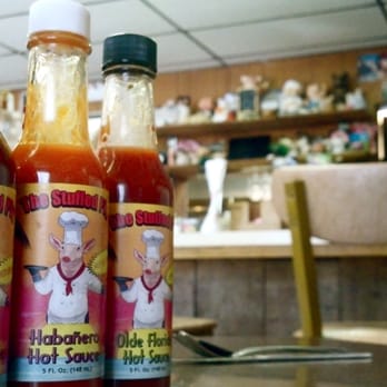 The Stuffed Pig - Stuffed Pig hot sauce options - Breakfast & Brunch Near Me - Marathon, Florida